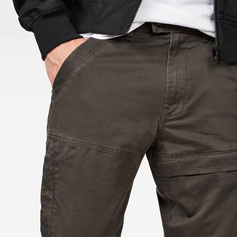 G-Star RAW® Rackam Straight Tapered Cuffed Pant Gris detail shot