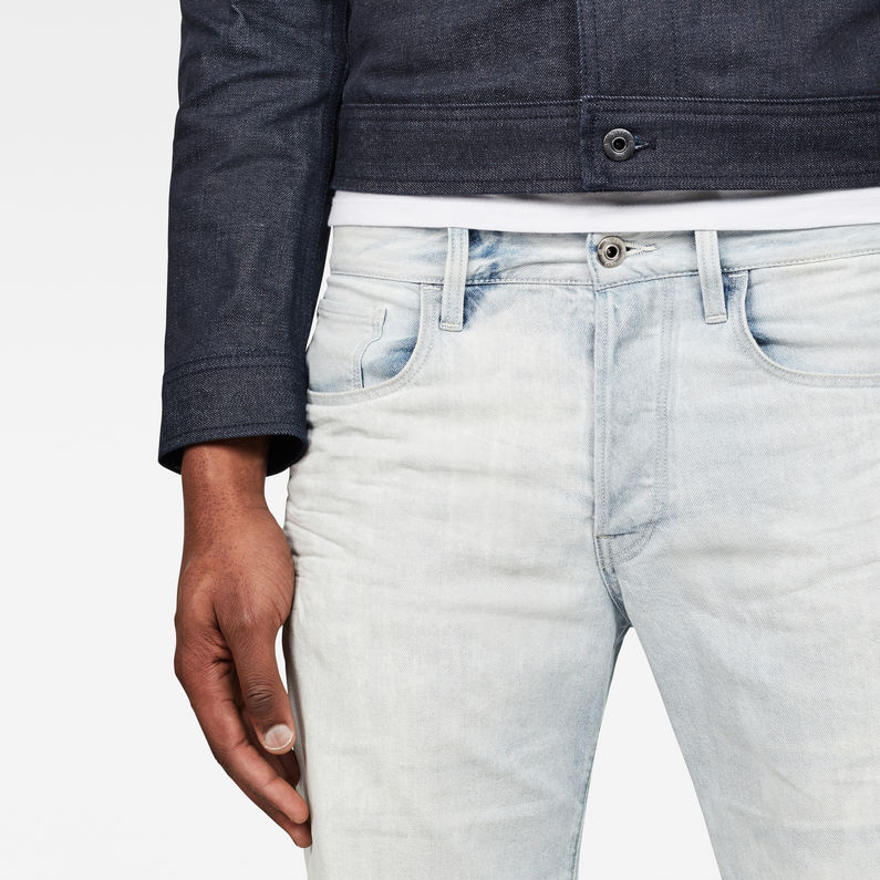 G-Star RAW® 3301 1/2-Length Shorts Hellblau detail shot buckle