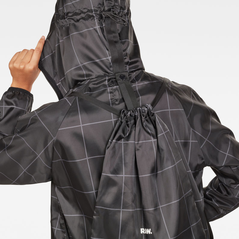 G-Star RAW® Strett Hooded Parka + Gym-Bag Schwarz detail shot
