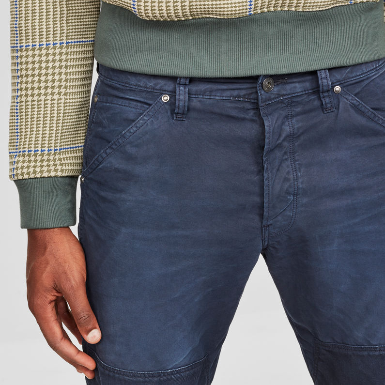 G-Star RAW® Faeroes Classic Straight Tapered Pants Dunkelblau detail shot