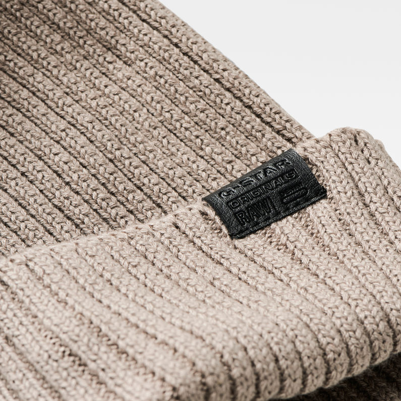 G-Star RAW® Caisa Beanie Grey detail shot buckle