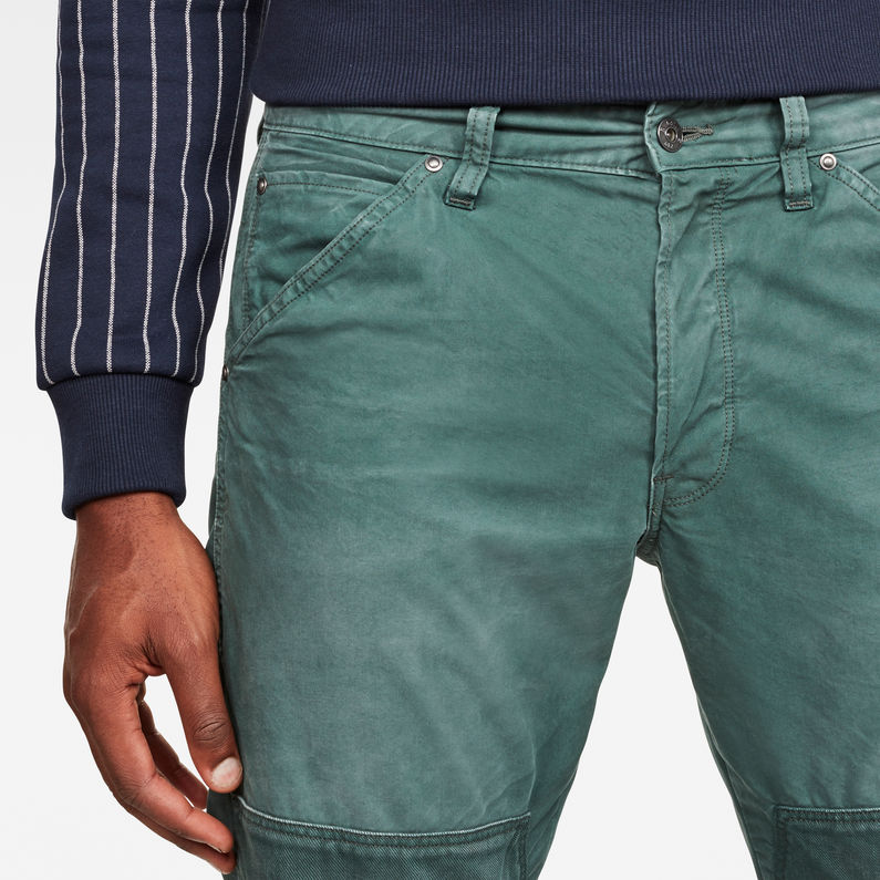 G-Star RAW® Faeroes Classic Straight Tapered Pants Groen detail shot
