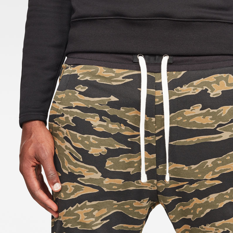 G-STAR® 5622 US Camo Sweat Pants Multi color detail shot