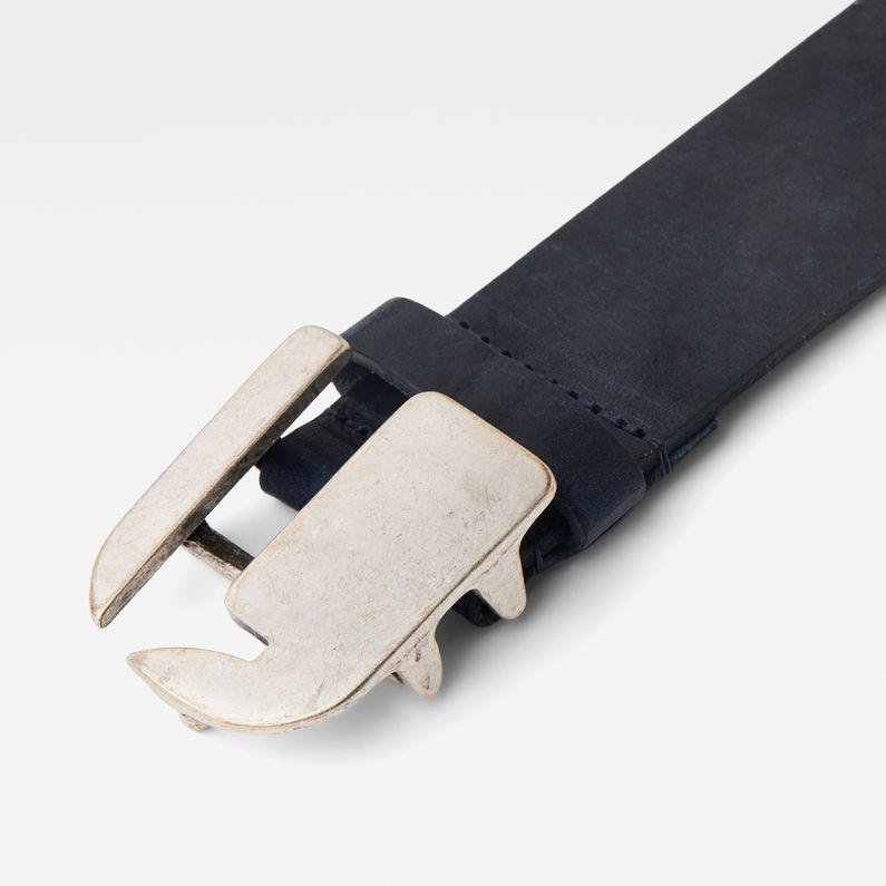 G-STAR® Rikku Logo Pin Belt Dark blue detail shot buckle