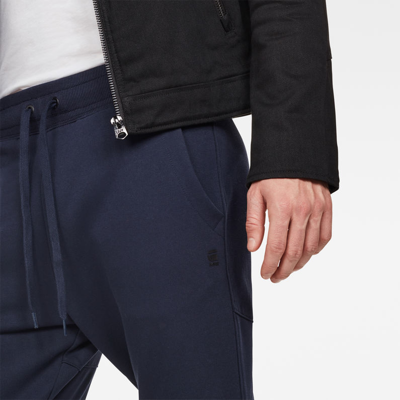 G-Star RAW® Motac-X Dc Straight Tapered Sweat Pant Dark blue detail shot