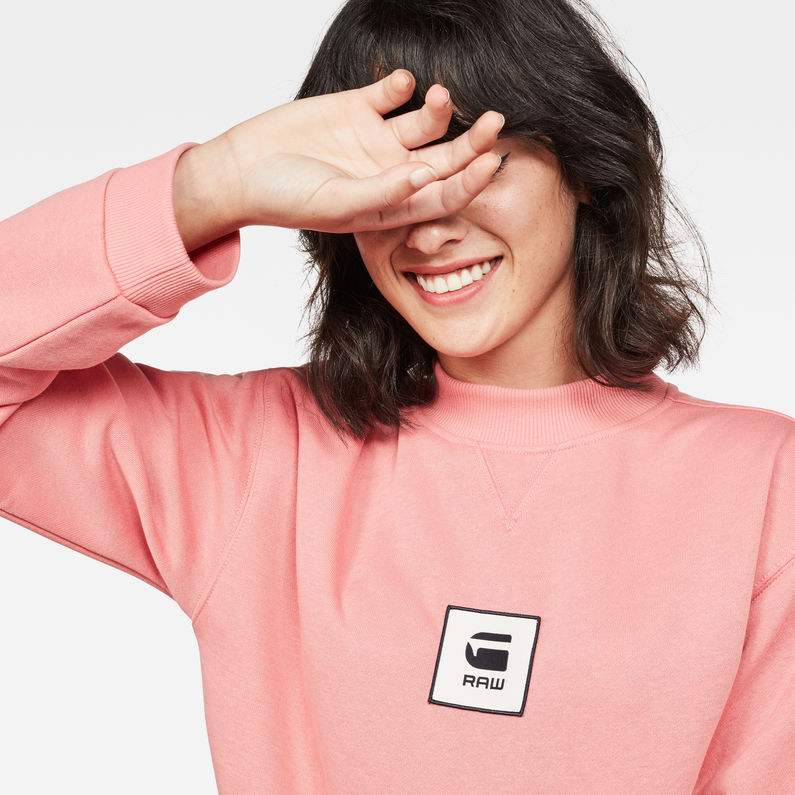 G-Star RAW® Bilbi Box Logo Funnel Sweater Rose detail shot