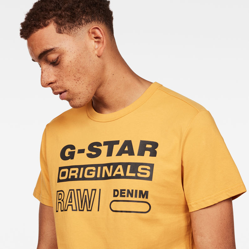 G-Star RAW® Swando Graphic Regular T-Shirt Amarillo detail shot