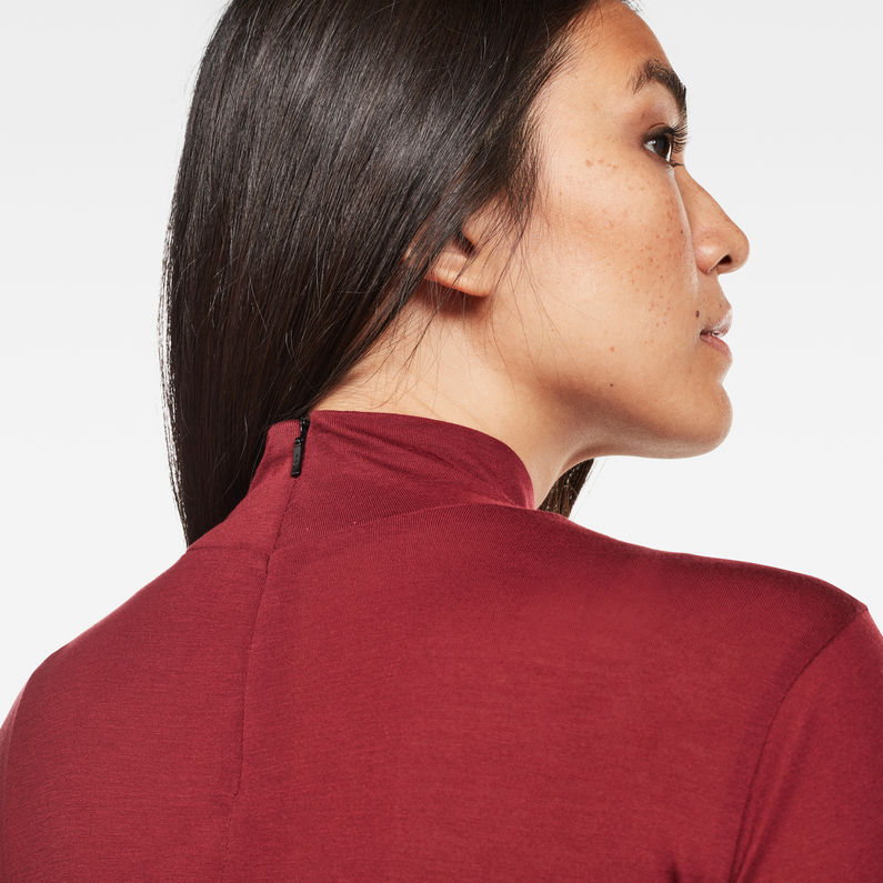 G-Star RAW® Hika Slim Funnel T-Shirt Rouge detail shot