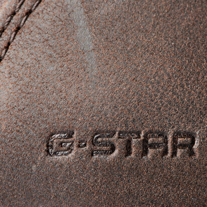 G-Star RAW® Warth Derby Brown fabric shot