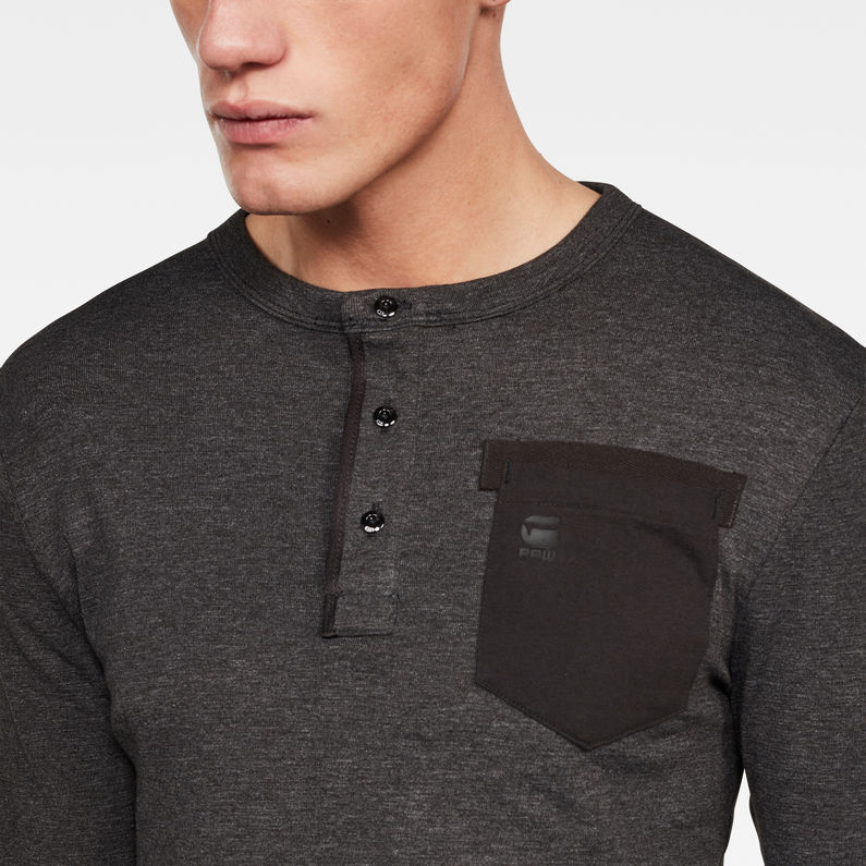 G-Star RAW® Classic Granddad T-Shirt Black detail shot