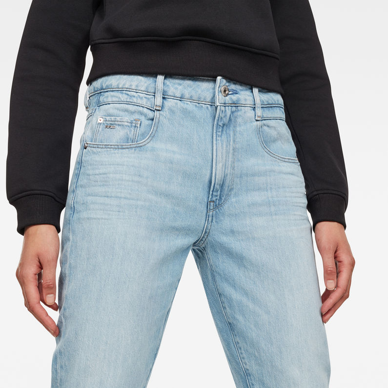 boyfriend tapered jeans