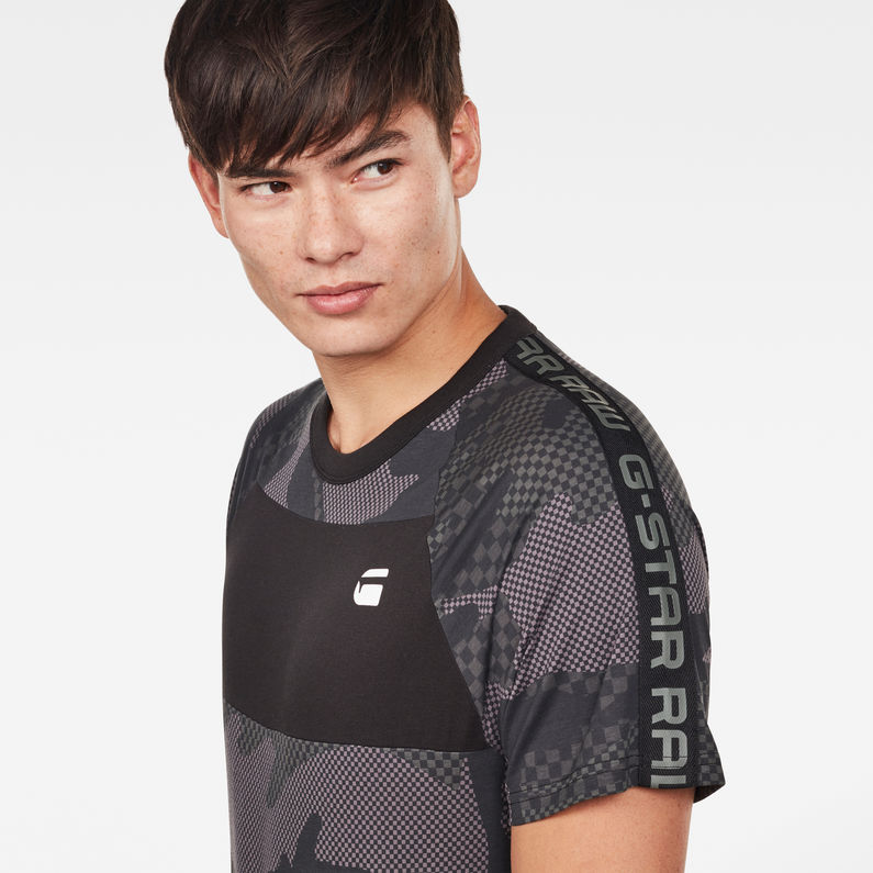 G-Star RAW® Satur Camo Raglan T-Shirt Black detail shot