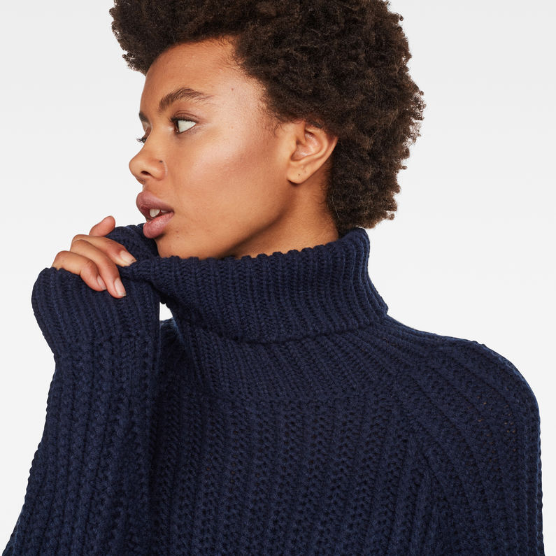 G-Star RAW® Ave Turtle Knit Donkerblauw detail shot