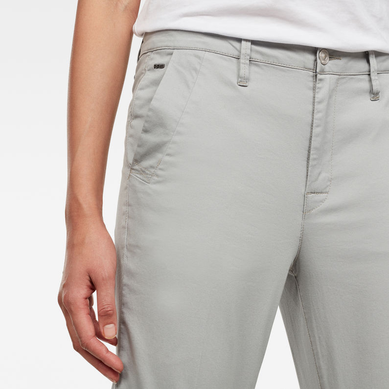 G-Star RAW® Bronson Mid Waist Skinny Chino Gris detail shot