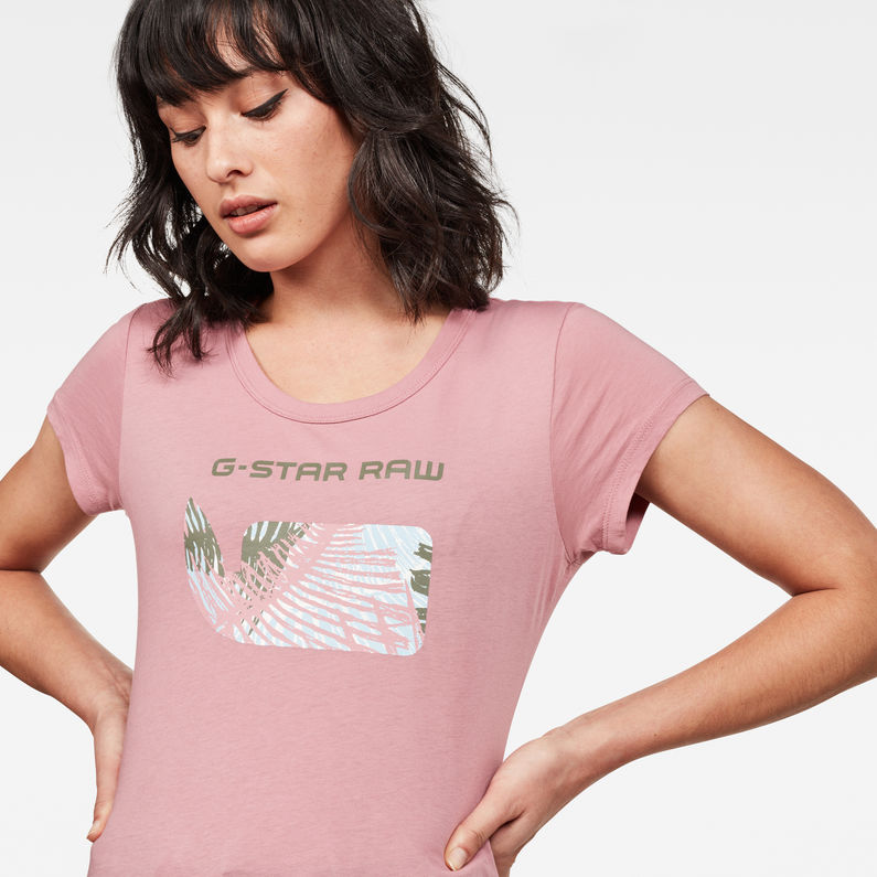 G-Star RAW® Graphic 18 Slim T-Shirt Pink detail shot