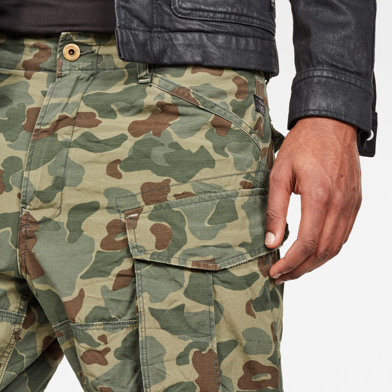 G-Star RAW® Rovic Relaxed 1/2-Length Shorts Green detail shot