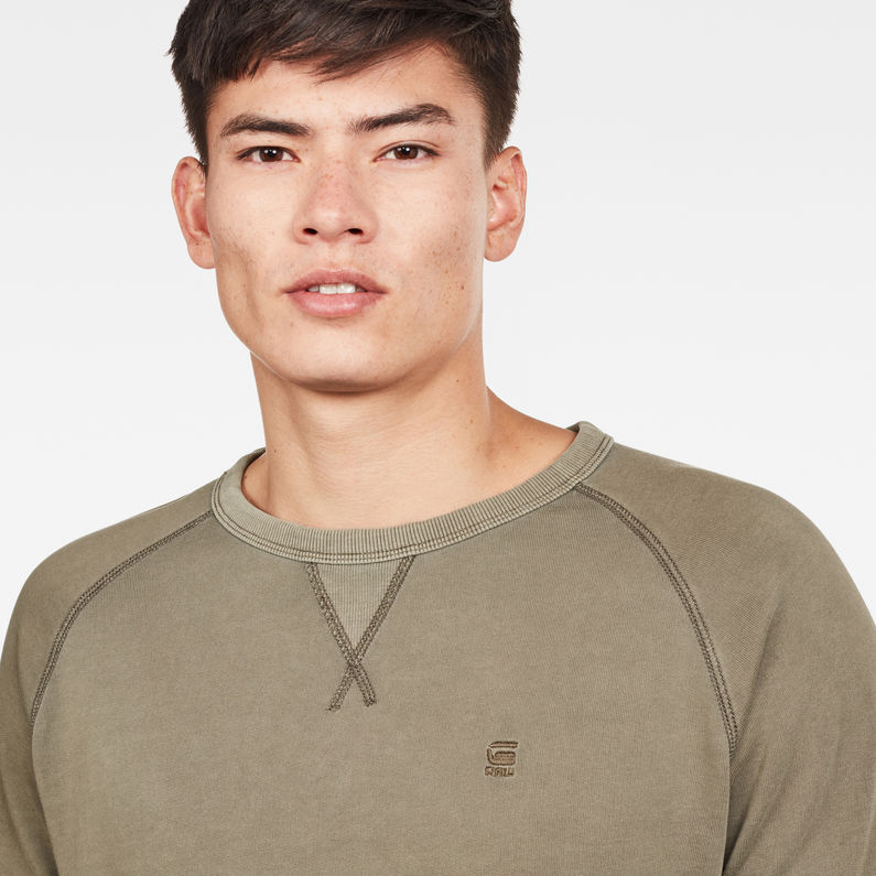 G-Star RAW® Core Raglan Sweater Green detail shot