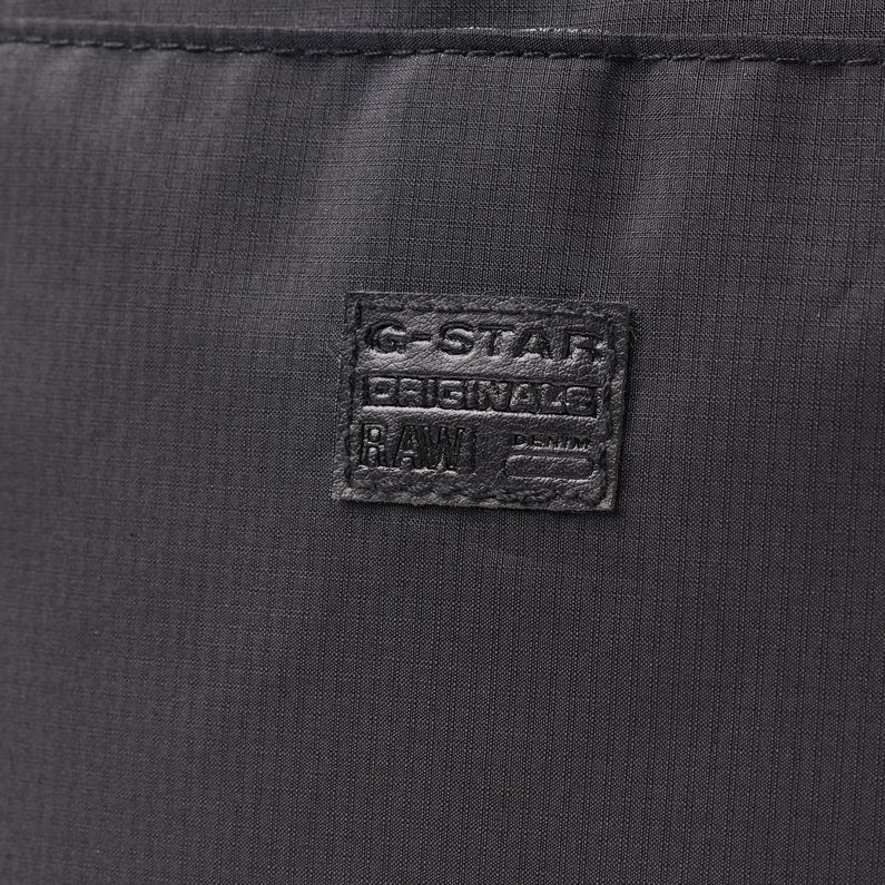 G-STAR® Wysel Pouch Black detail shot