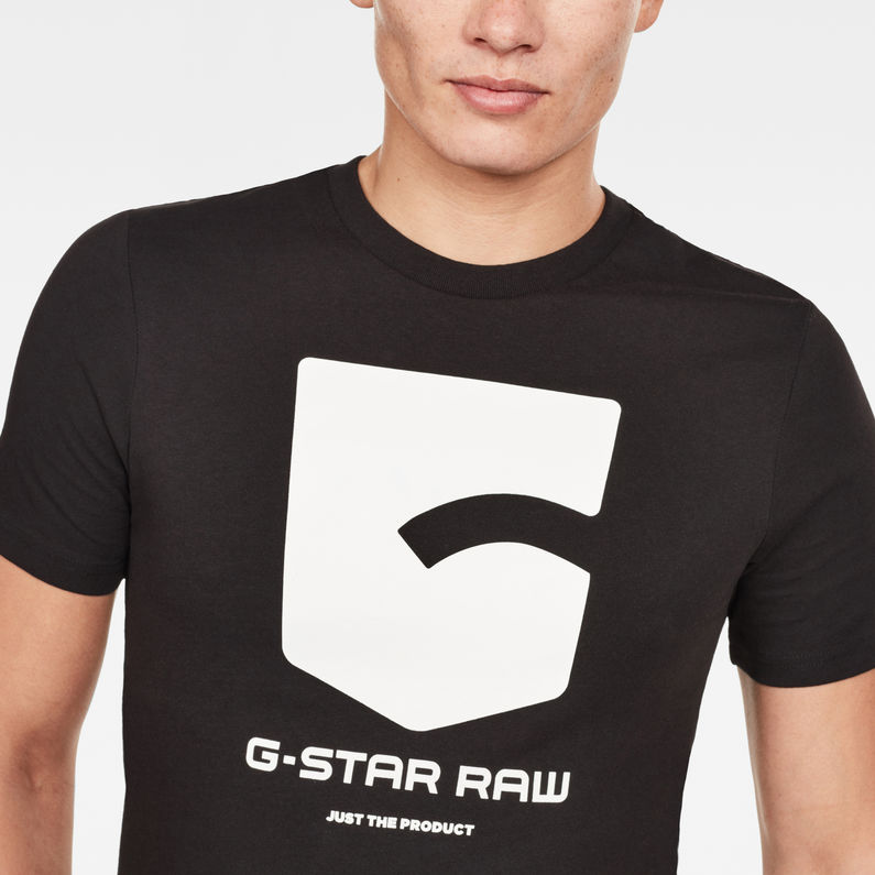black g star shirt