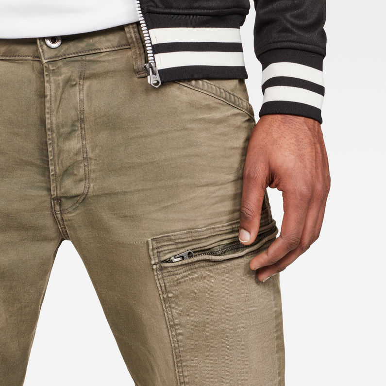 G-STAR® Powel 3D Straight Tapered Jeans Green detail shot