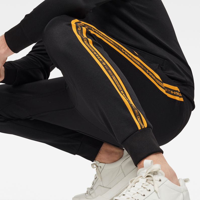 Alchesai Slim Tapered Sweatpants | Dark 