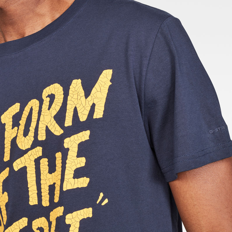 G-Star RAW® Graphic 9 T-Shirt Dark blue detail shot