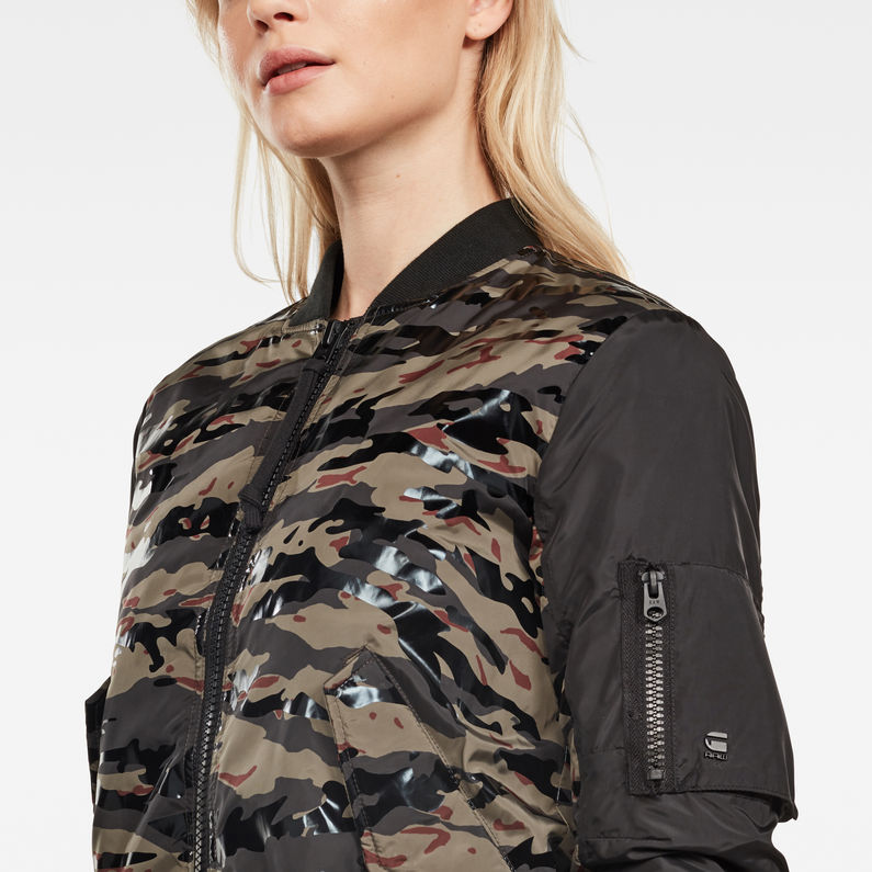 G-Star RAW® Rackam Cropped Bomber Vert detail shot