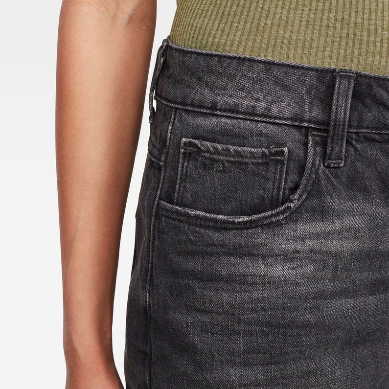 G-Star RAW® 3301 High Boyfriend Short Grey detail shot buckle