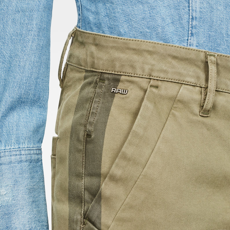 G-STAR® Bronson Mid Waist Skinny Trousers Green detail shot