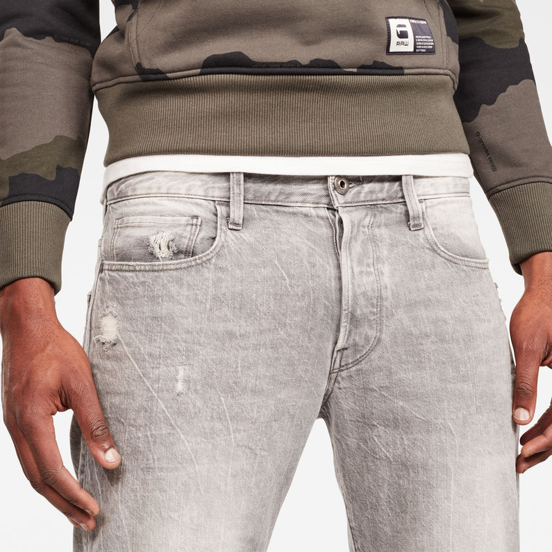 G-Star RAW® Shorts 3301 Gris detail shot buckle