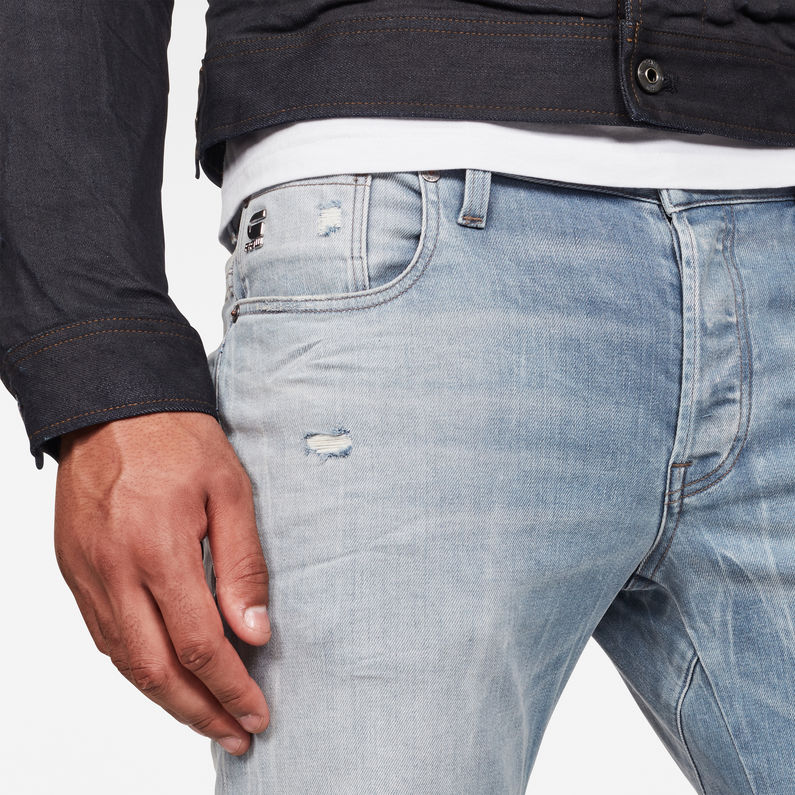G-Star RAW® Arc 3D Slim Jeans Lichtblauw detail shot buckle