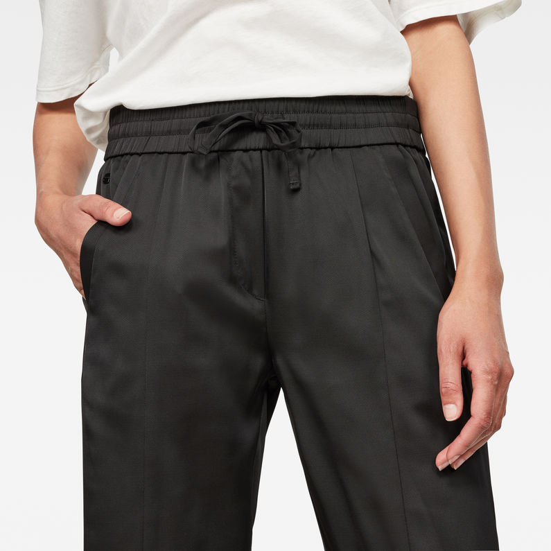 G-STAR® Lanc Mid Waist Straight Slit Pants Black detail shot