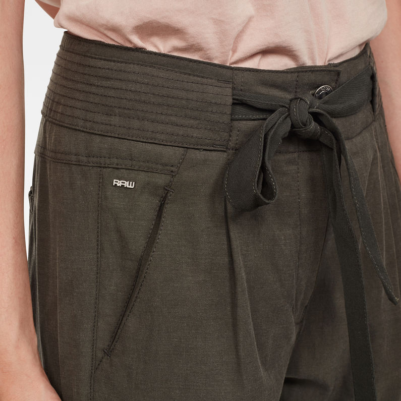 G-Star RAW® Pantalon Chisel Boyfriend Gris detail shot