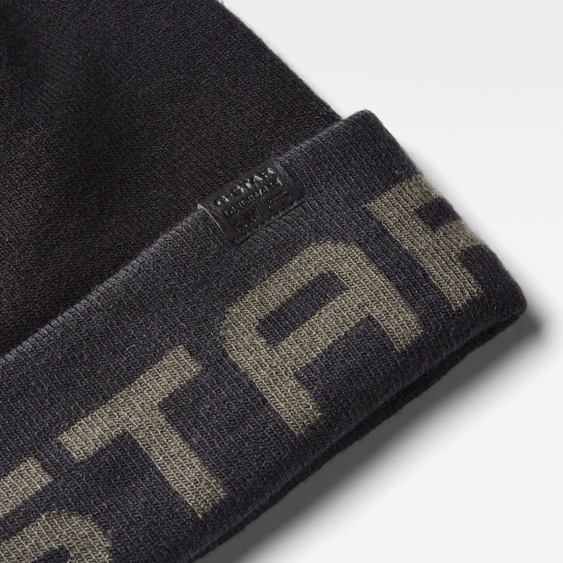 G-Star RAW® Effo Vector Beanie Black detail shot buckle
