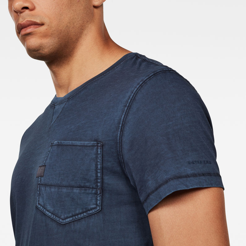 G-Star RAW® T-shirt Muon Pocket Bleu foncé detail shot