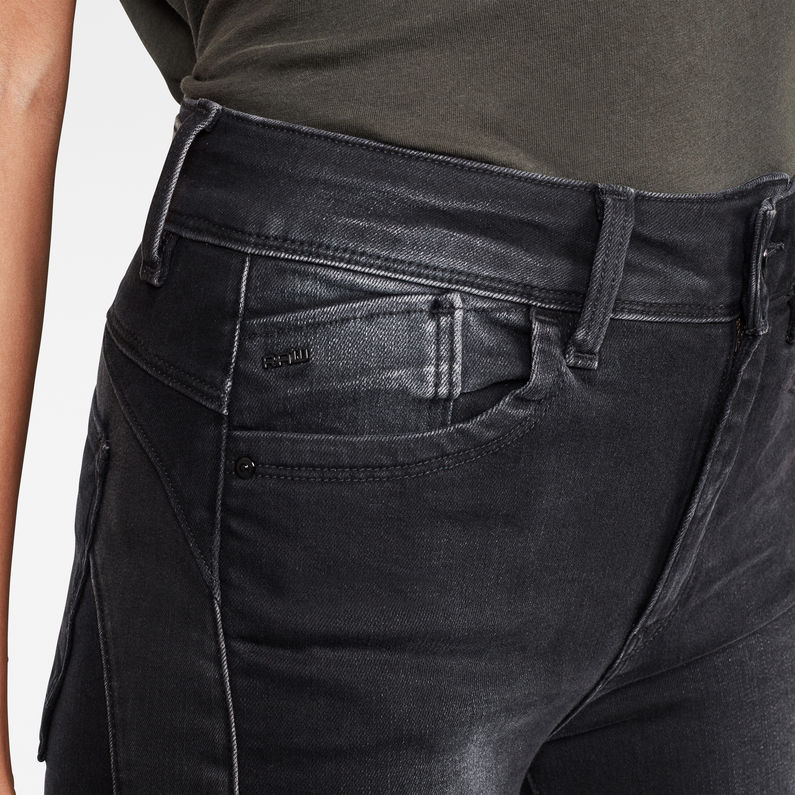 G-Star RAW® Jean Ashtix High Super Skinny Noir detail shot