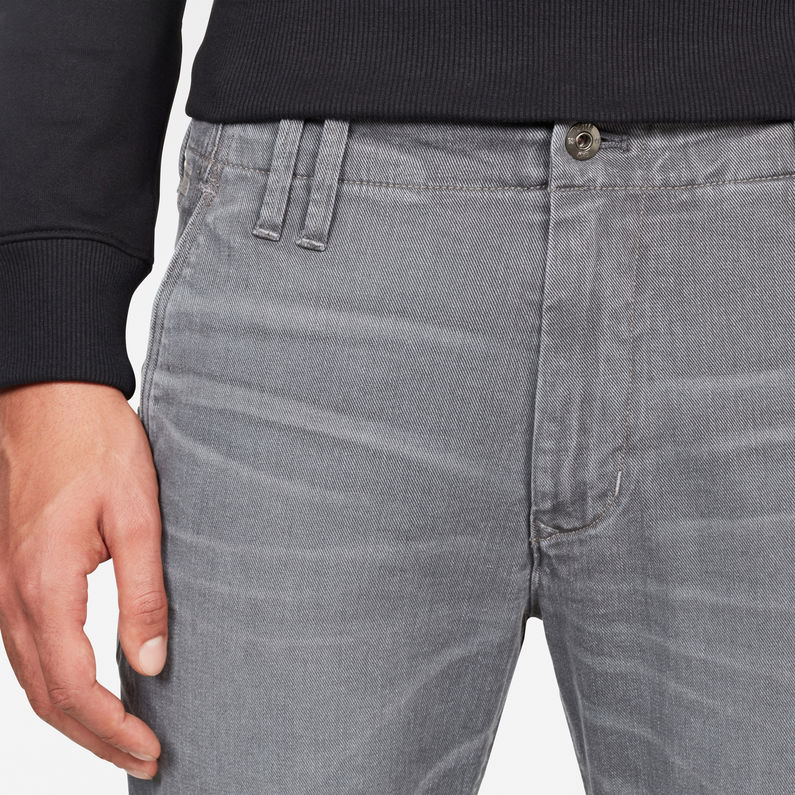 G-Star RAW® Chinos Vetar Chino Slim Earthtrace Gris detail shot