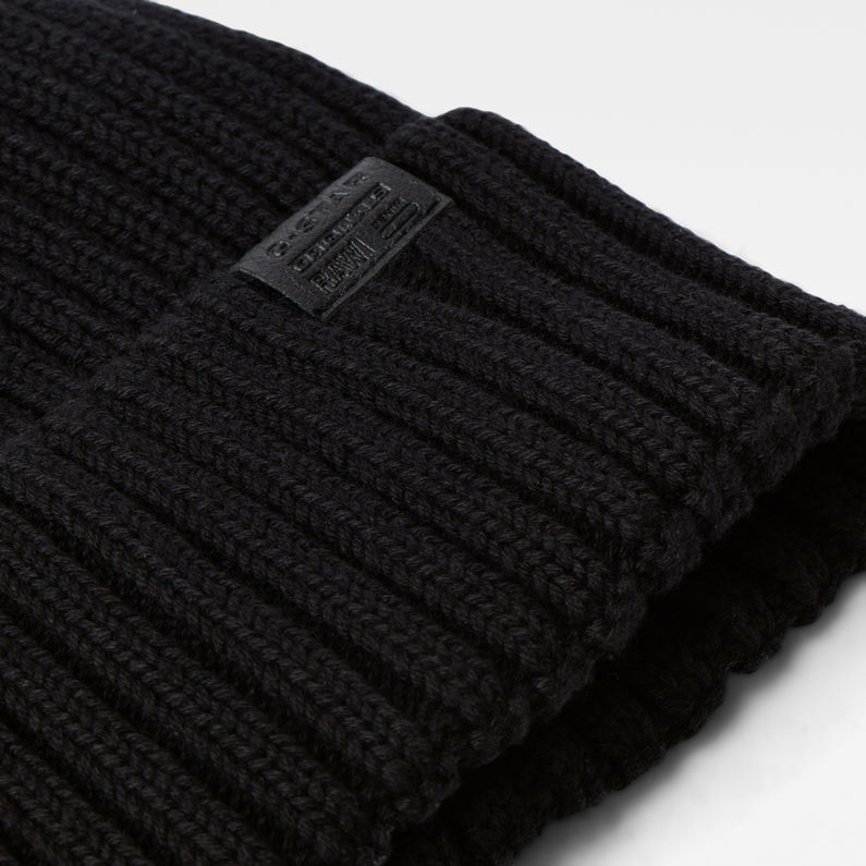 G-Star RAW® Vaan Beanie Black detail shot buckle