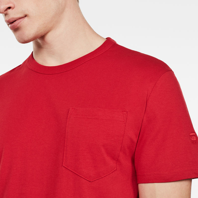 G-Star RAW® Straight Round Pocket T-Shirt Red detail shot