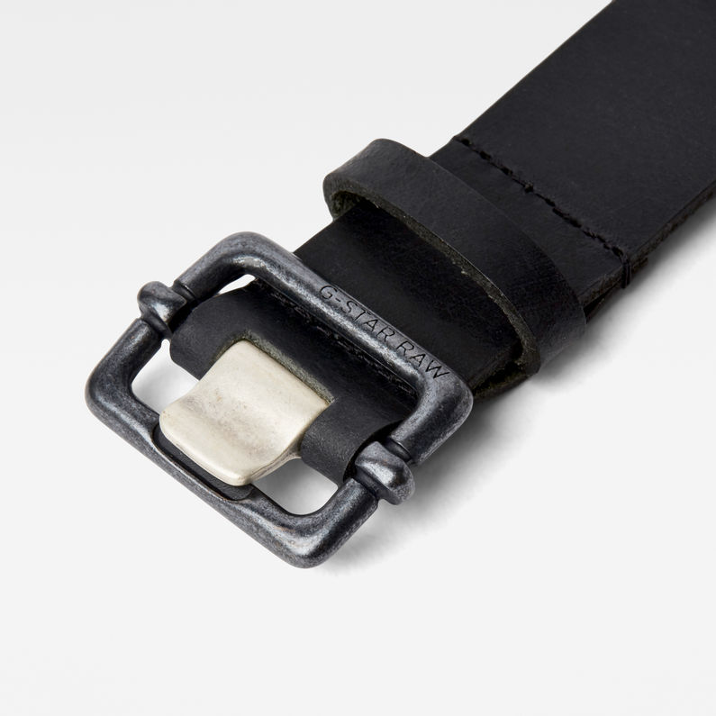 G-Star RAW® Auniq Belt Metal detail shot buckle