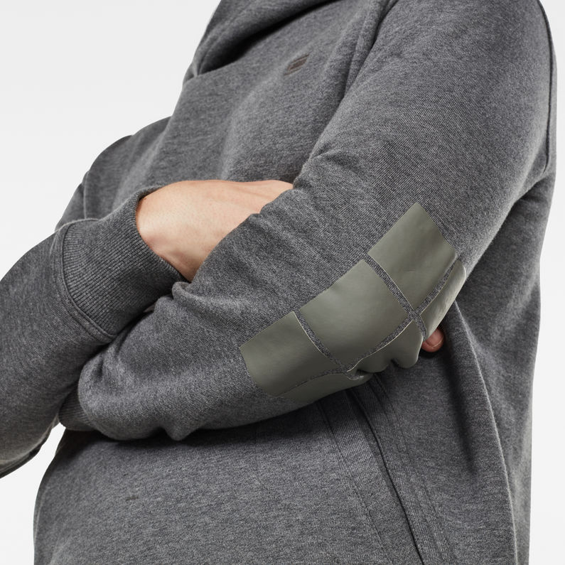 G-Star RAW® Aero Patched On Pocket Hooded Sweater グレー detail shot