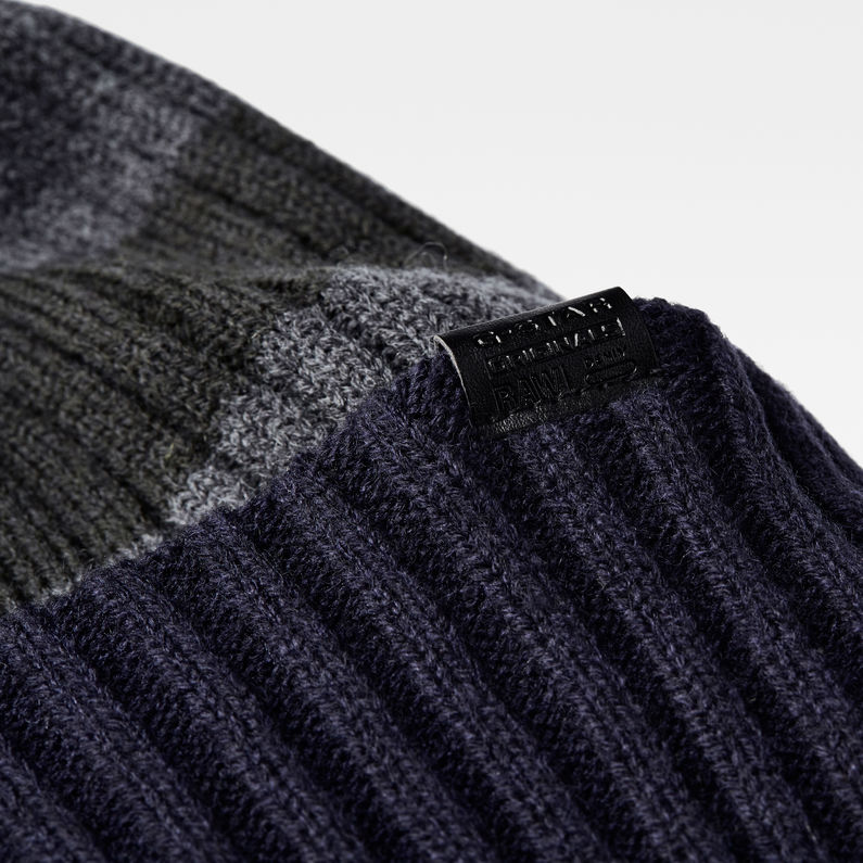 G-Star RAW® Gorro Xemy Azul oscuro detail shot buckle