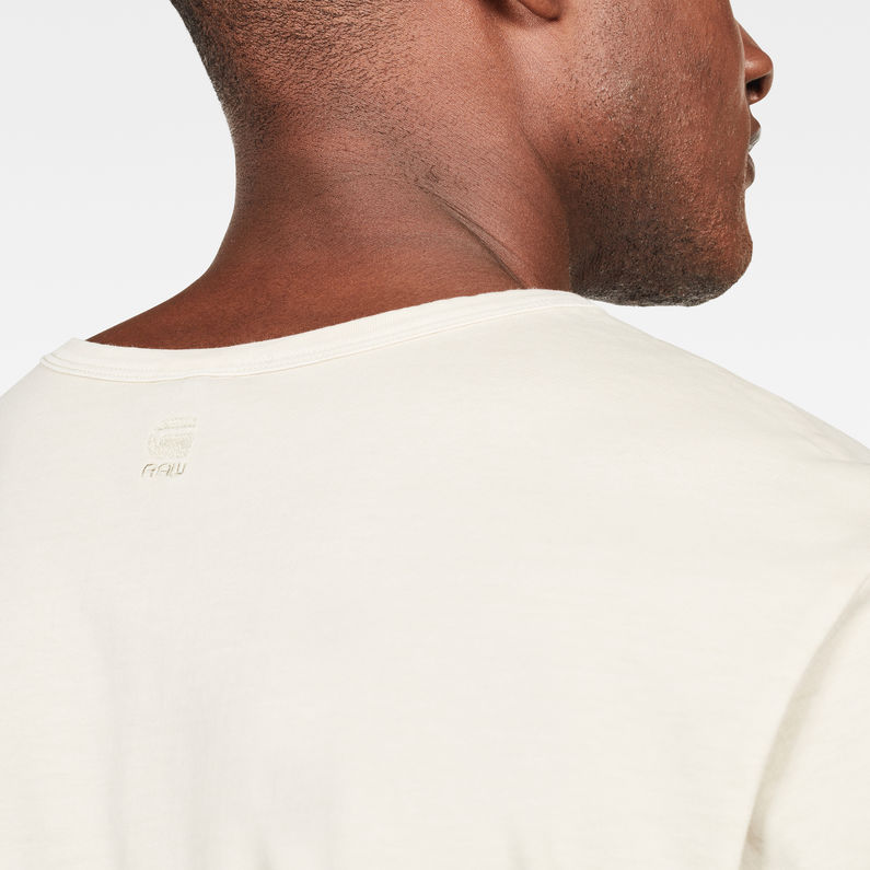 G-Star RAW® Pocket T-Shirt Beige detail shot