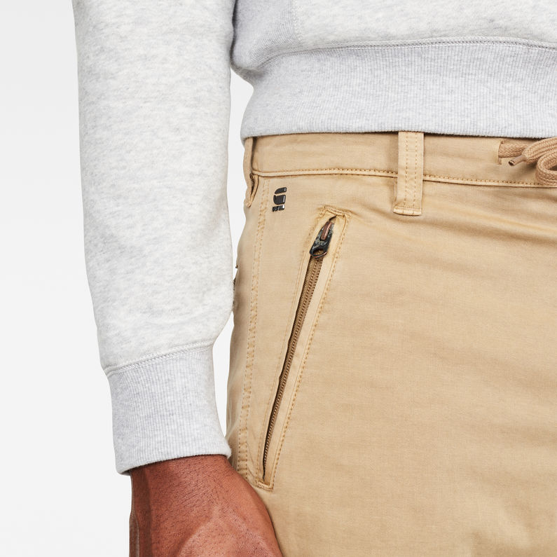 G-Star RAW® Chino Trainer Shorts Brown detail shot