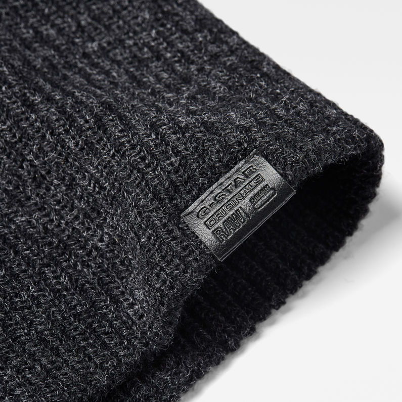 G-STAR® Cart Beanie Grey detail shot buckle