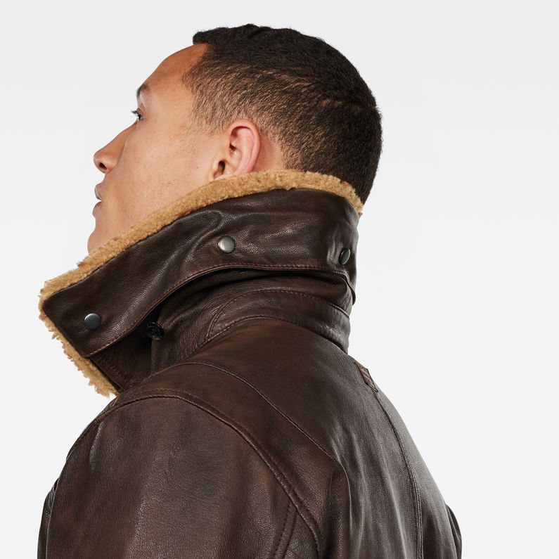 G-STAR® Bollard Leather Bomberjacke Braun detail shot