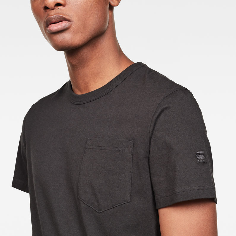 G-Star RAW® Straight Round Pocket T-Shirt Black detail shot