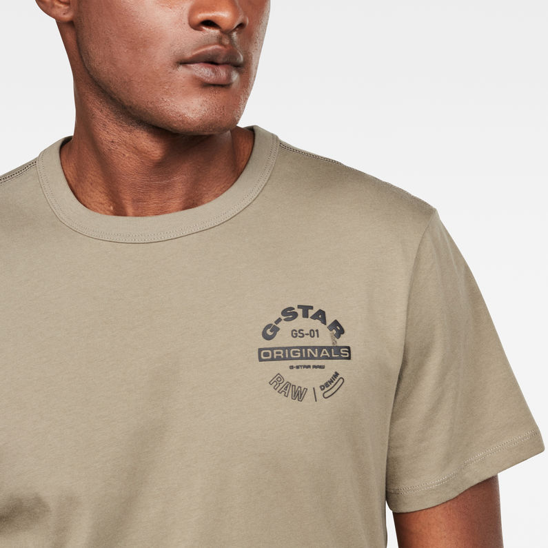 G-Star RAW® T-shirt Originals Logo GR Vert detail shot