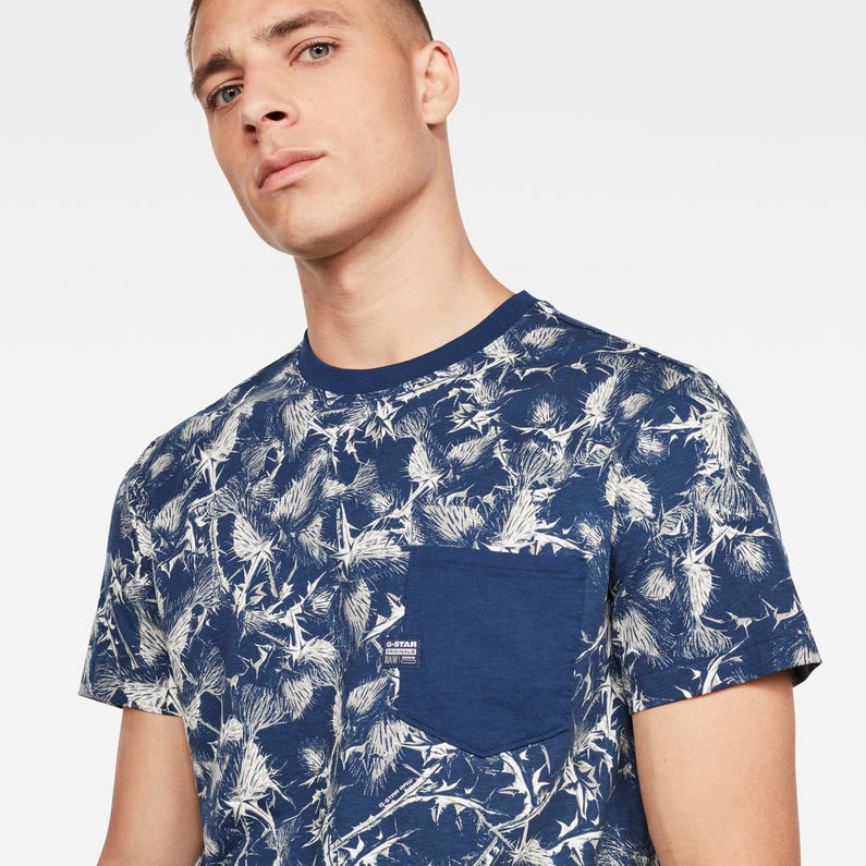 G-Star RAW® T-shirt Thistle Allover Pocket Bleu foncé detail shot