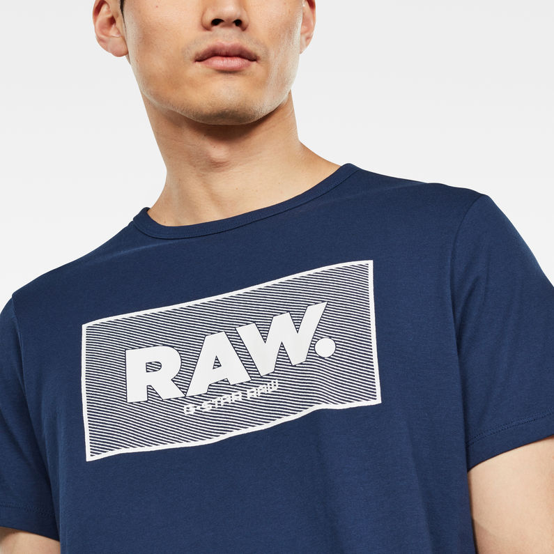 G-Star RAW® T-shirt Boxed GR Bleu foncé detail shot
